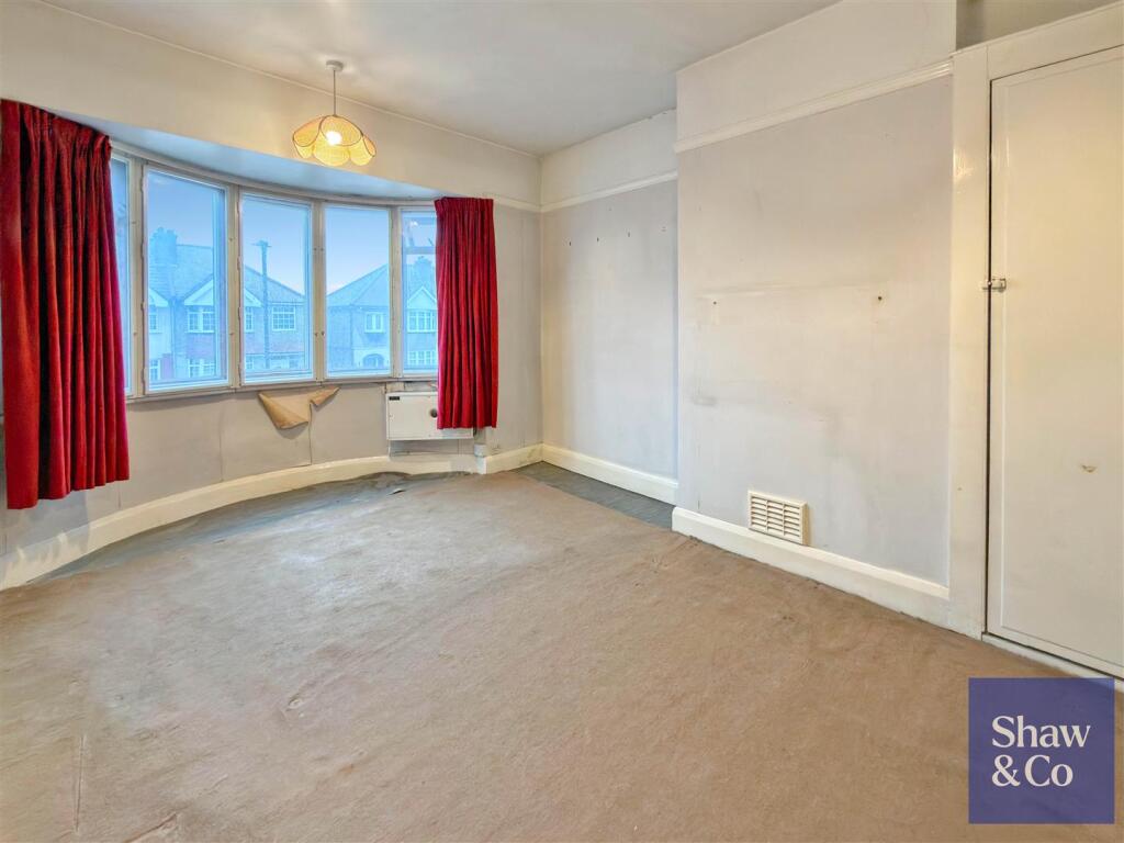 Bedroom 1.jpeg