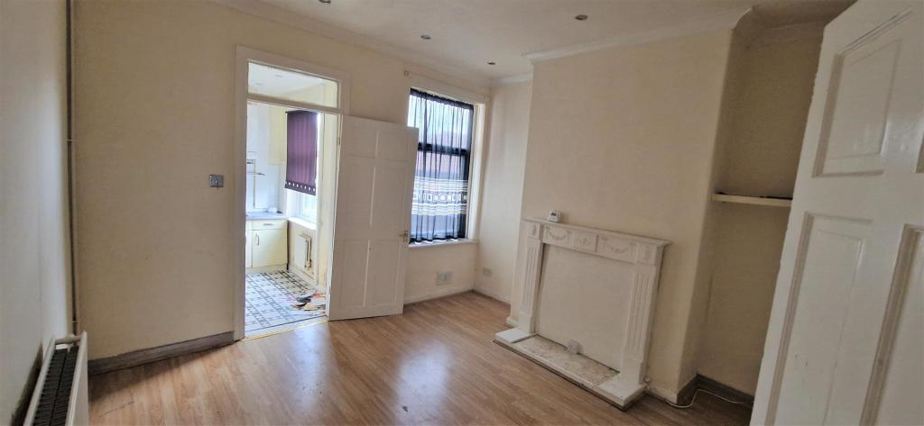 dining room.jpg