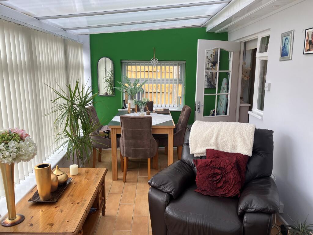 Garden Room 2