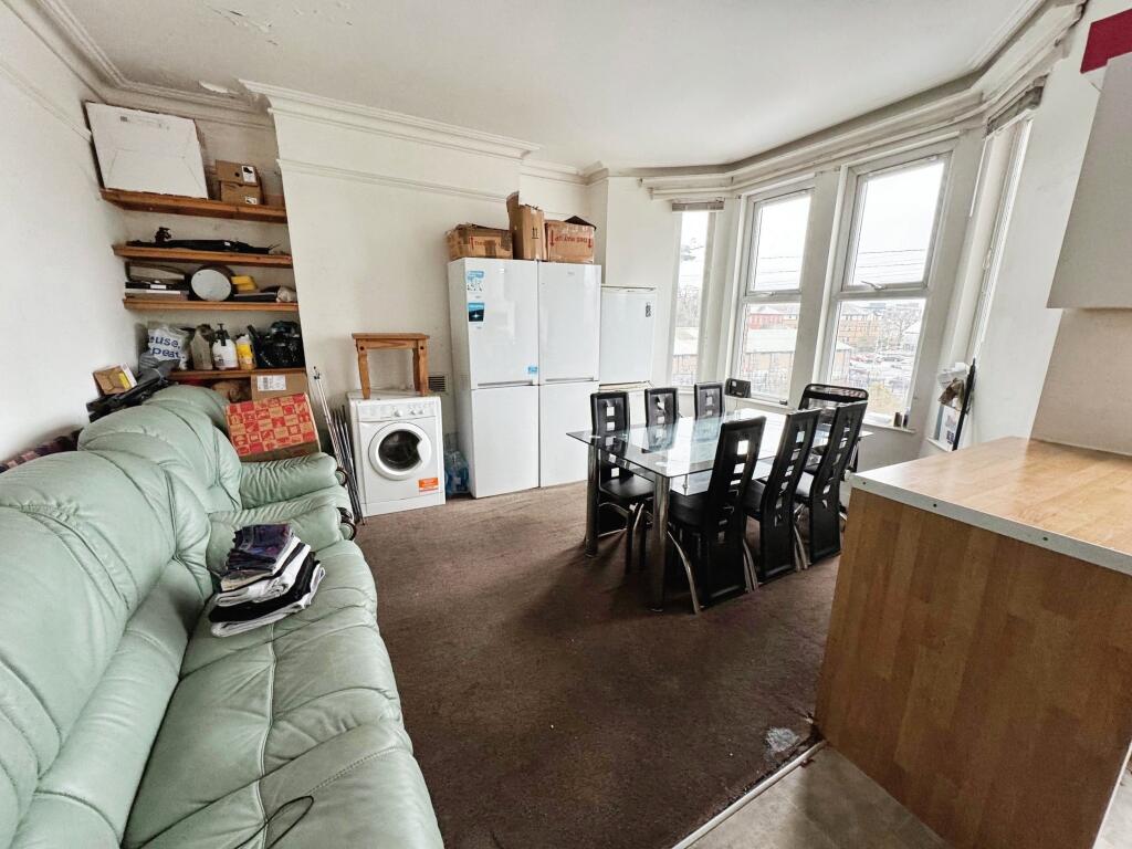 cc7f83f4-IMG-2025013