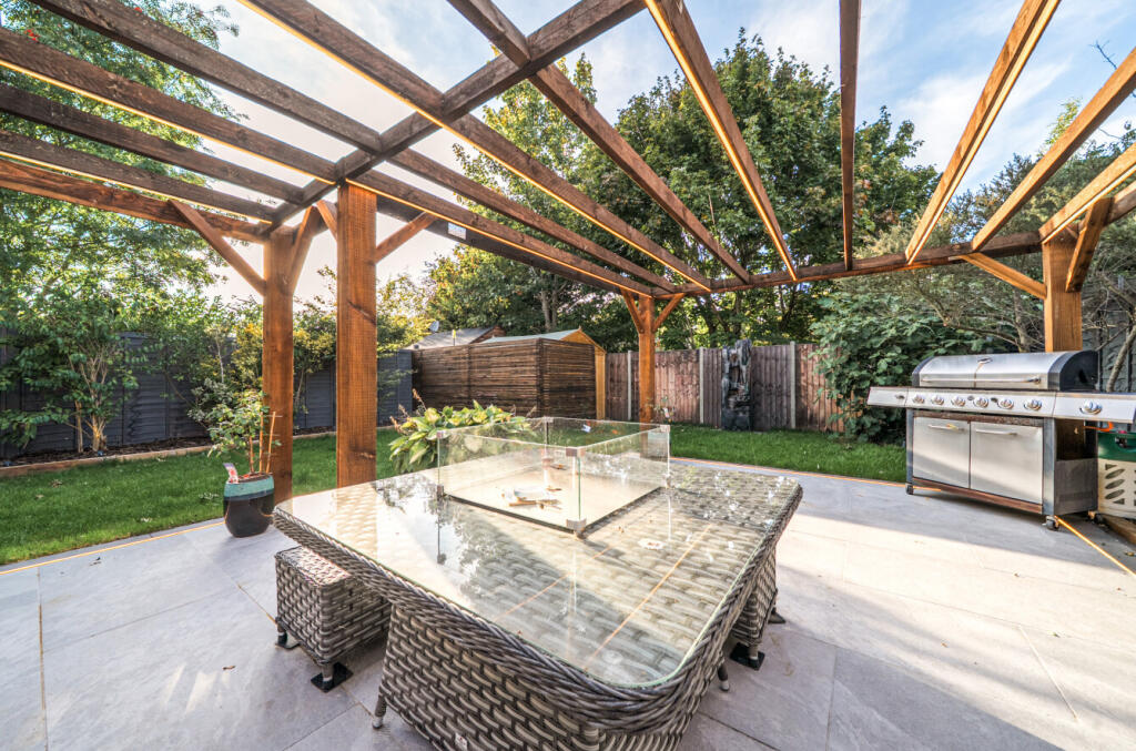 1358365-16-68d43d...