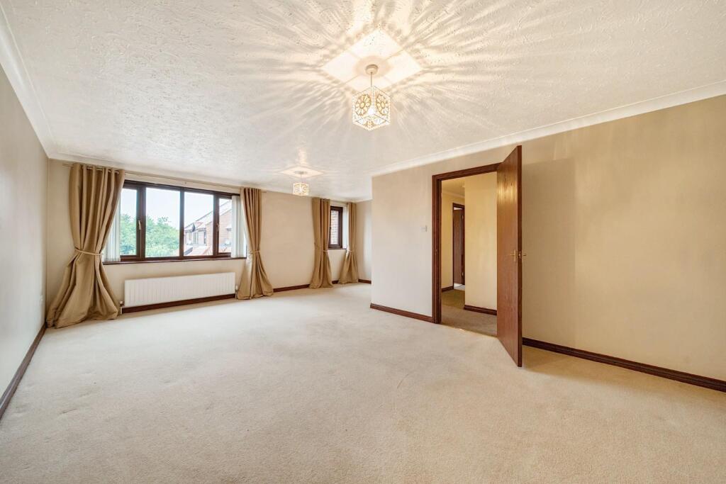 2nd view LOUNGE.jpg