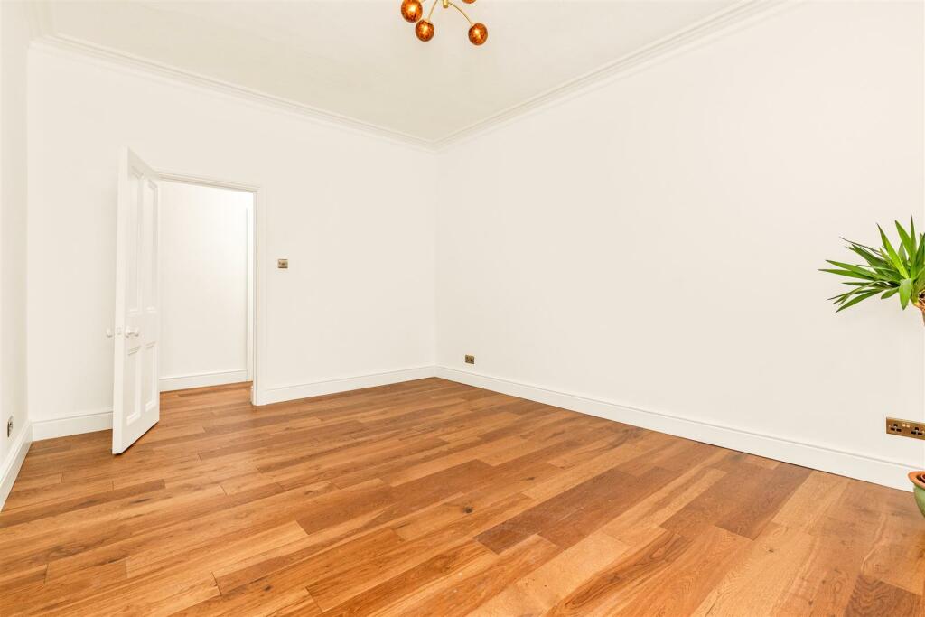 Living room.jpg