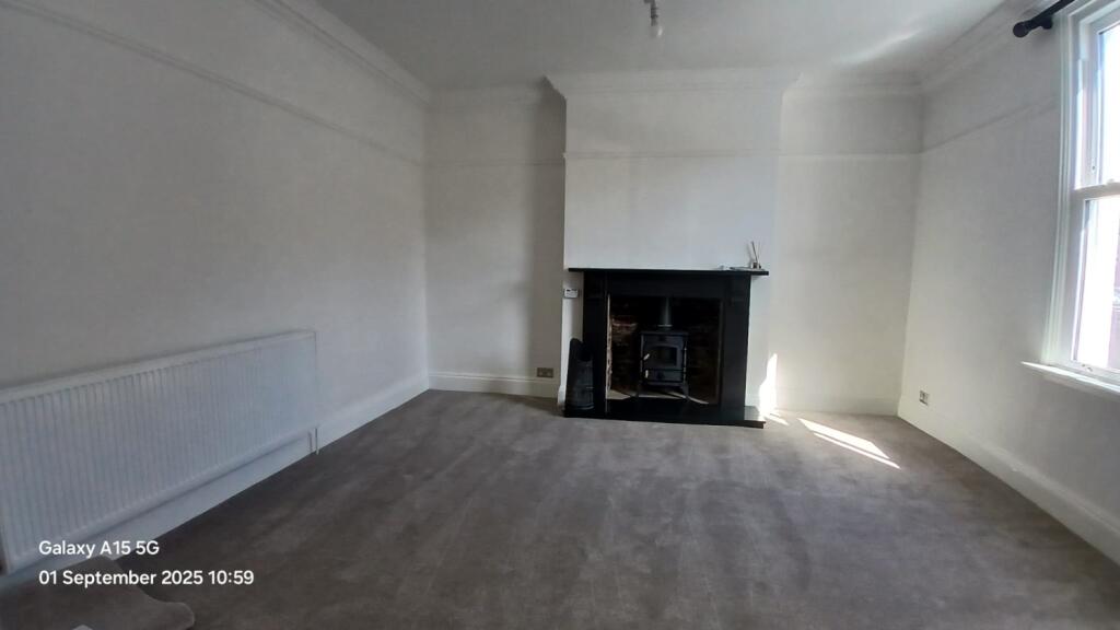1 North Road 01.09 (14)