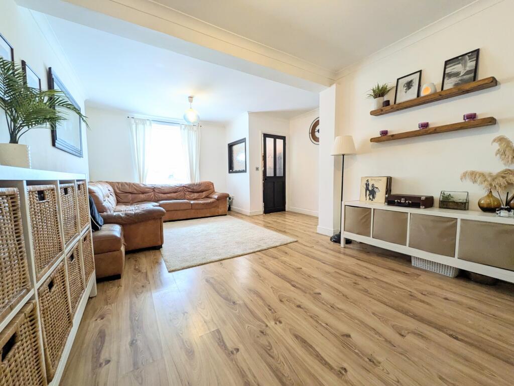 PXL_20250130_121827154.MP~2