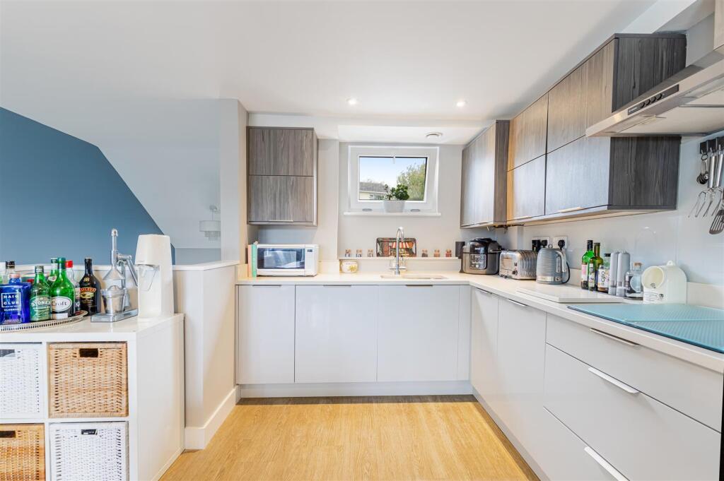 A34 - Broadsands, Flat 4 - 250917.jpg