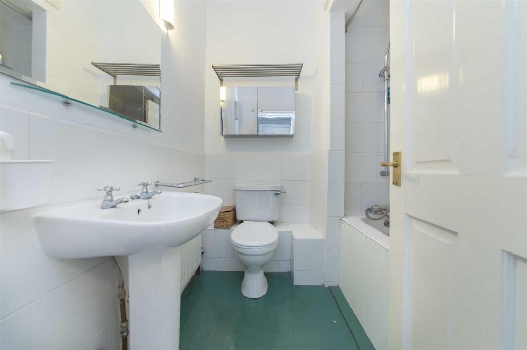 Bathroom/W.C