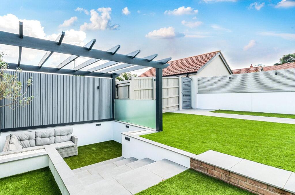 1330375-22-688d79...