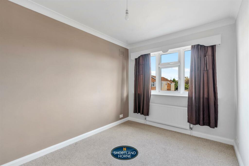 74 Arnold Ave Int (1 of 21).jpg