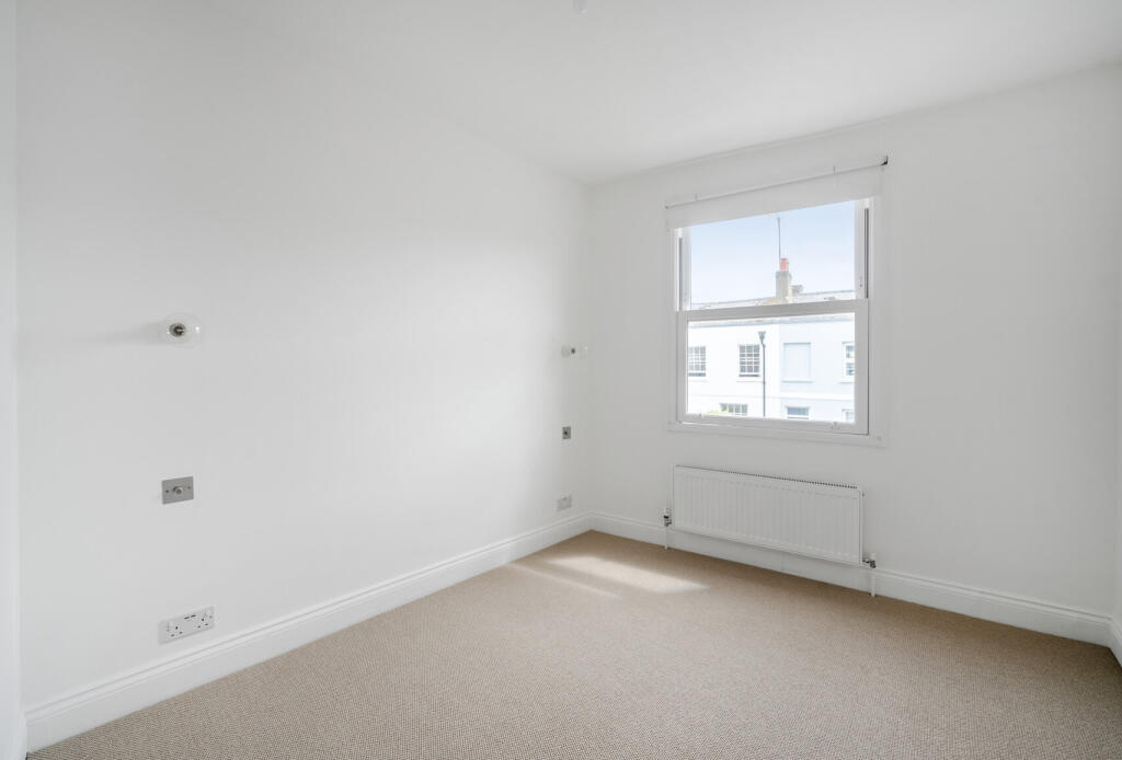 1327626-16-688a27...