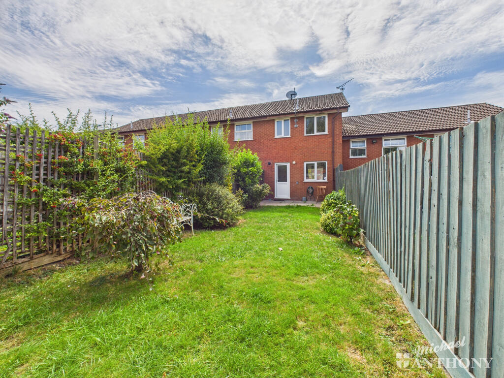 CAM03852G0-PR0383-STILL002