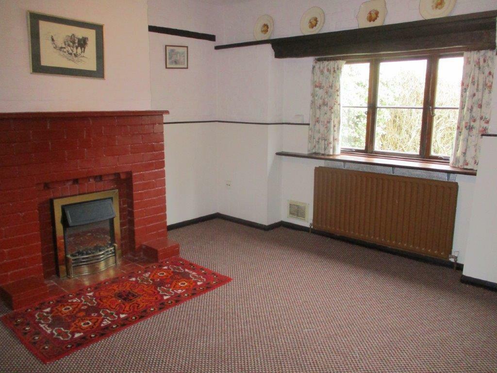 2 Lounge.JPG