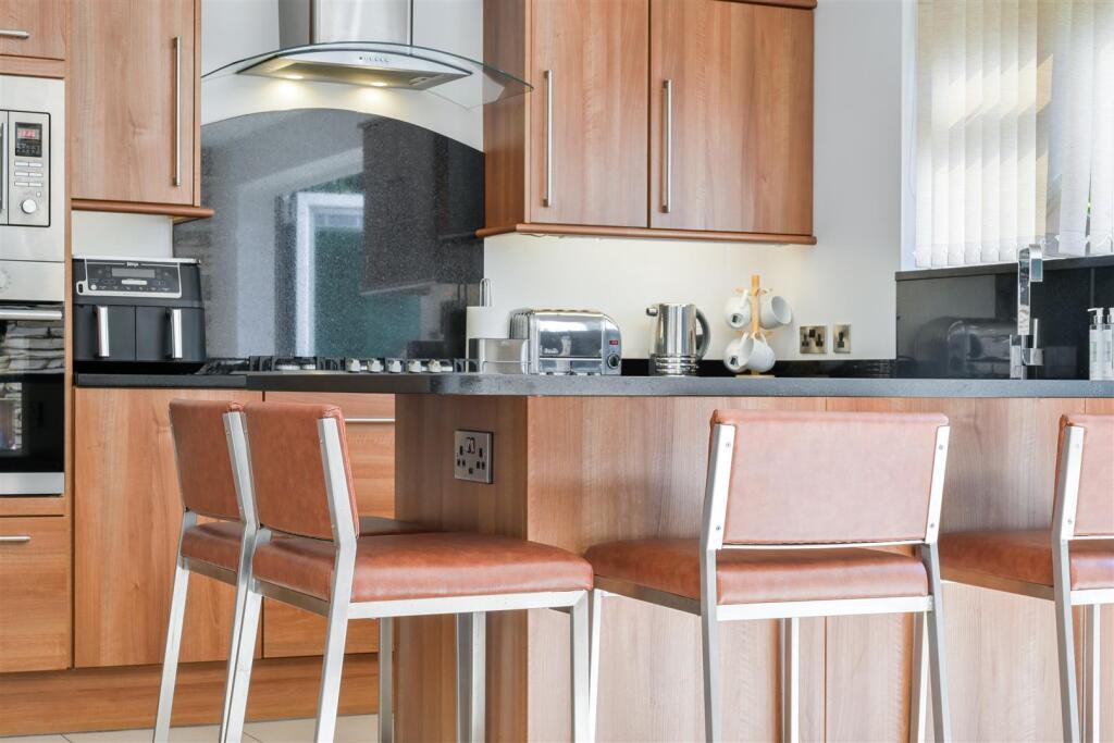 YEW TREE BOTTOM ROAD (24).jpg