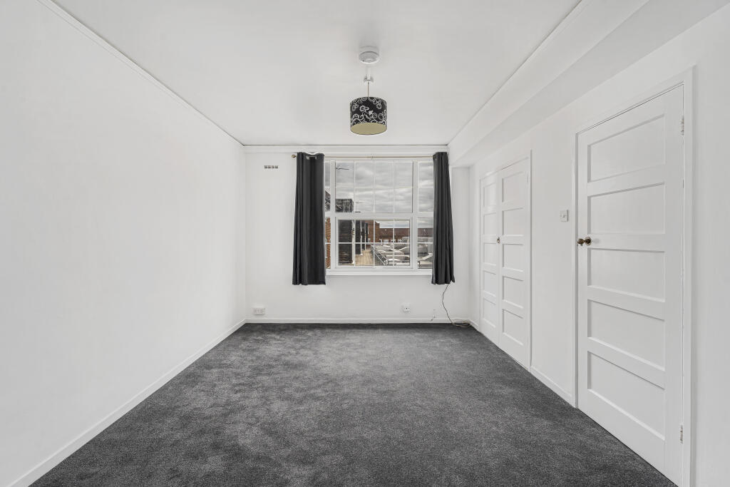 Living/Bedroom