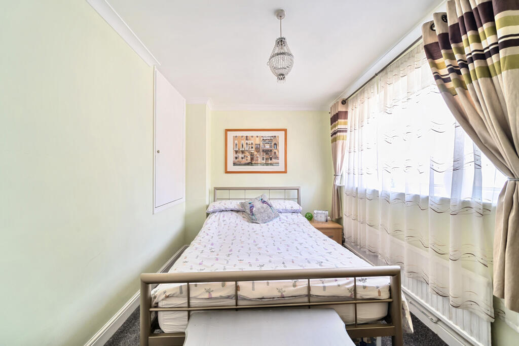 1315405-28-685c2e...