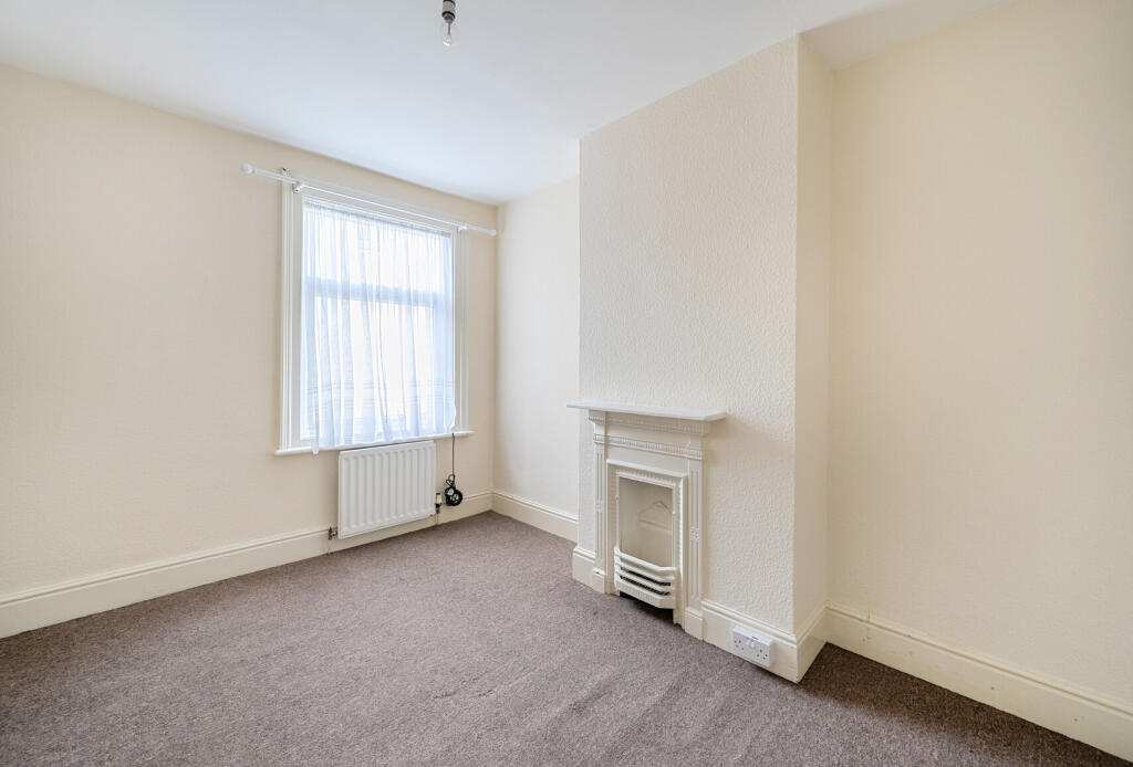 1302958-17-683f1a...