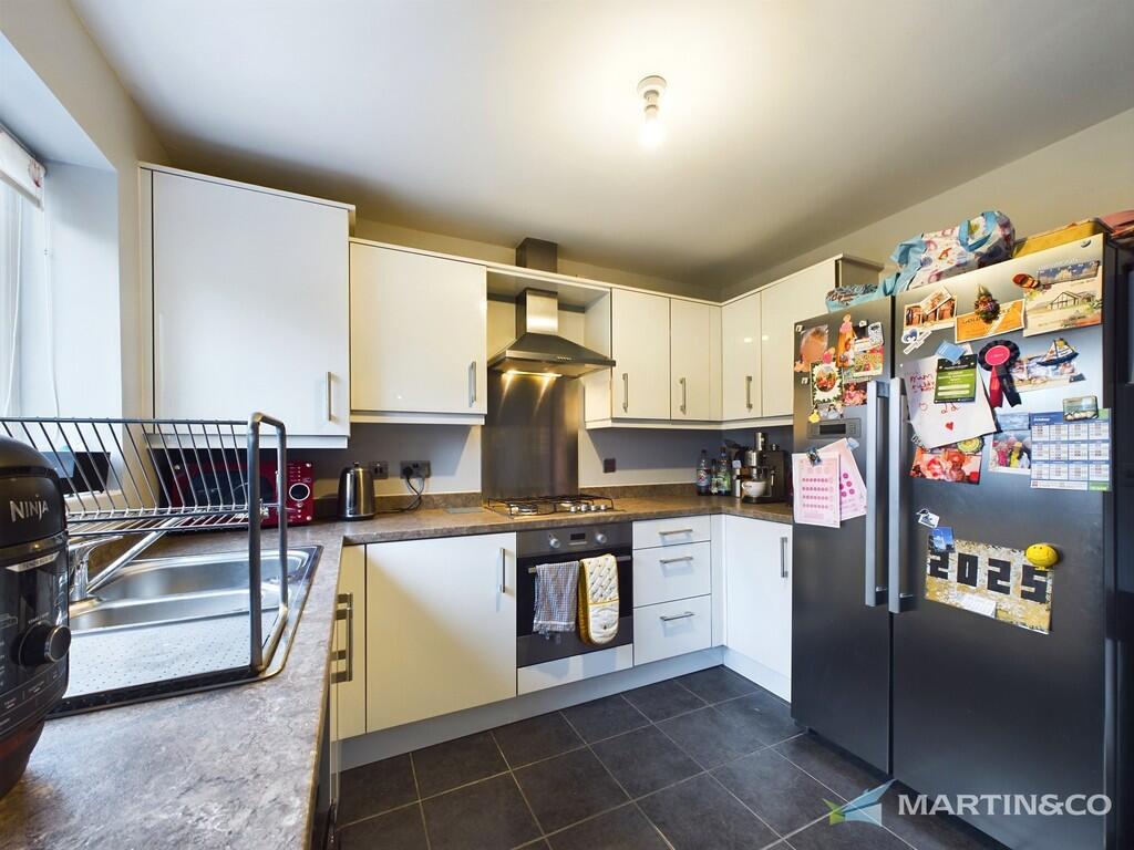 CAM02318G0-PR0383...