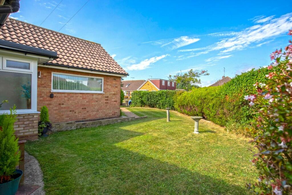 1 Burnside Crescent_21.JPG