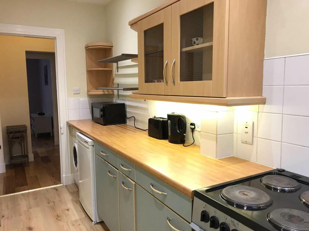 Kitchen 2