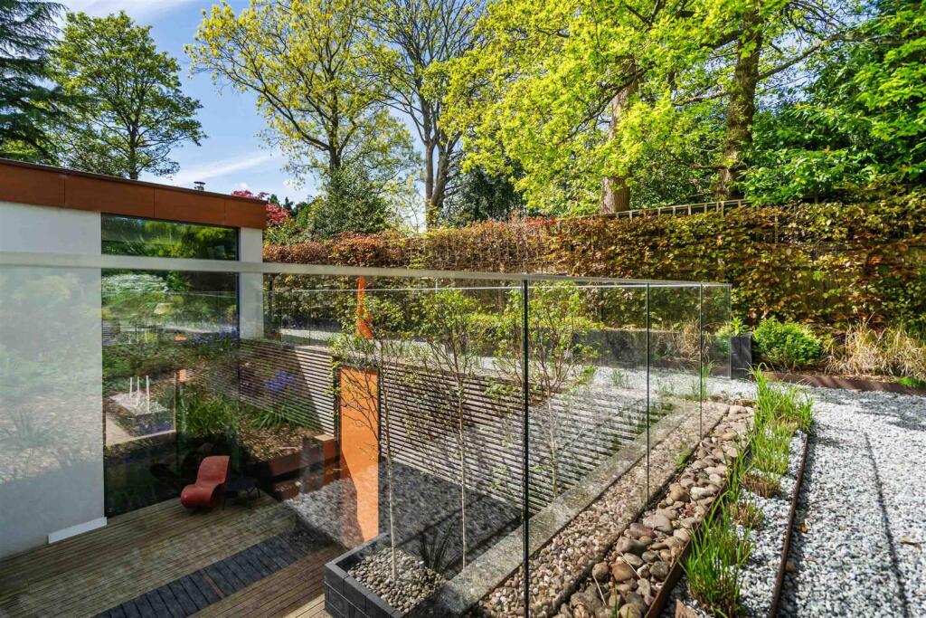 1 Chattock Gardens_10.jpg