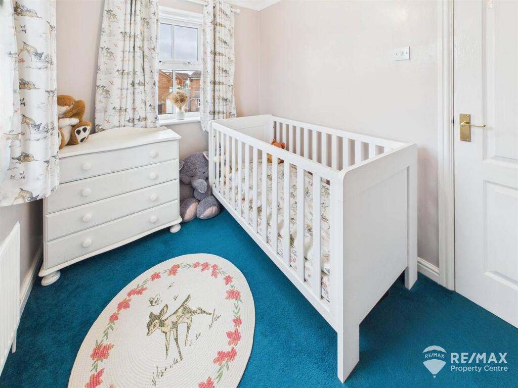 Bedroom 4.jpg