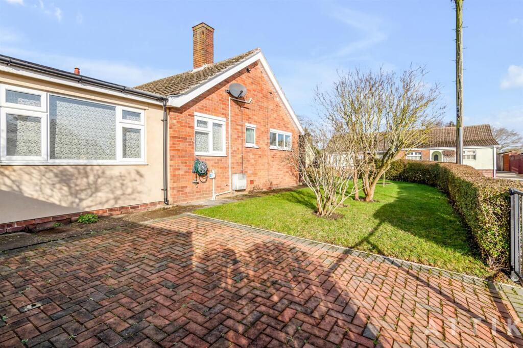 113 Bedingfield Crescent Halesworth IP19 8EH (17).