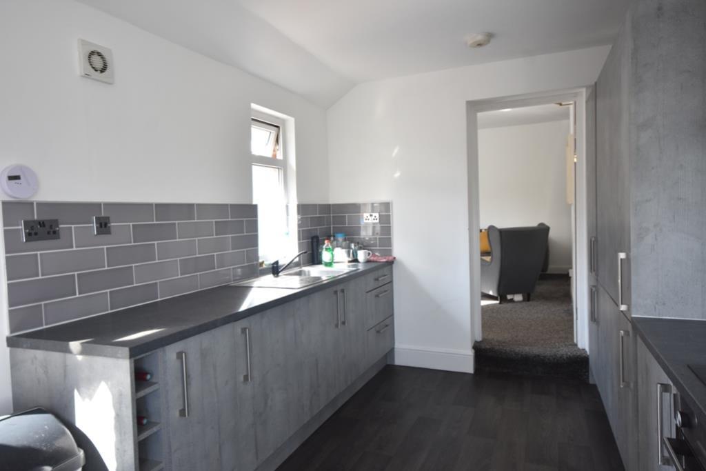 19Claremont, room 24
