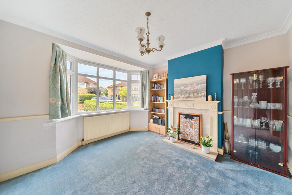 1298515-39-684978...