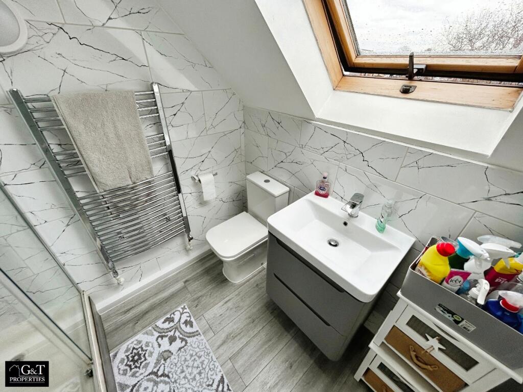 Master En-Suite