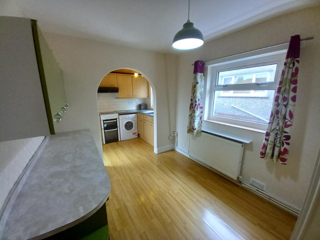 BREAKFAST ROOM