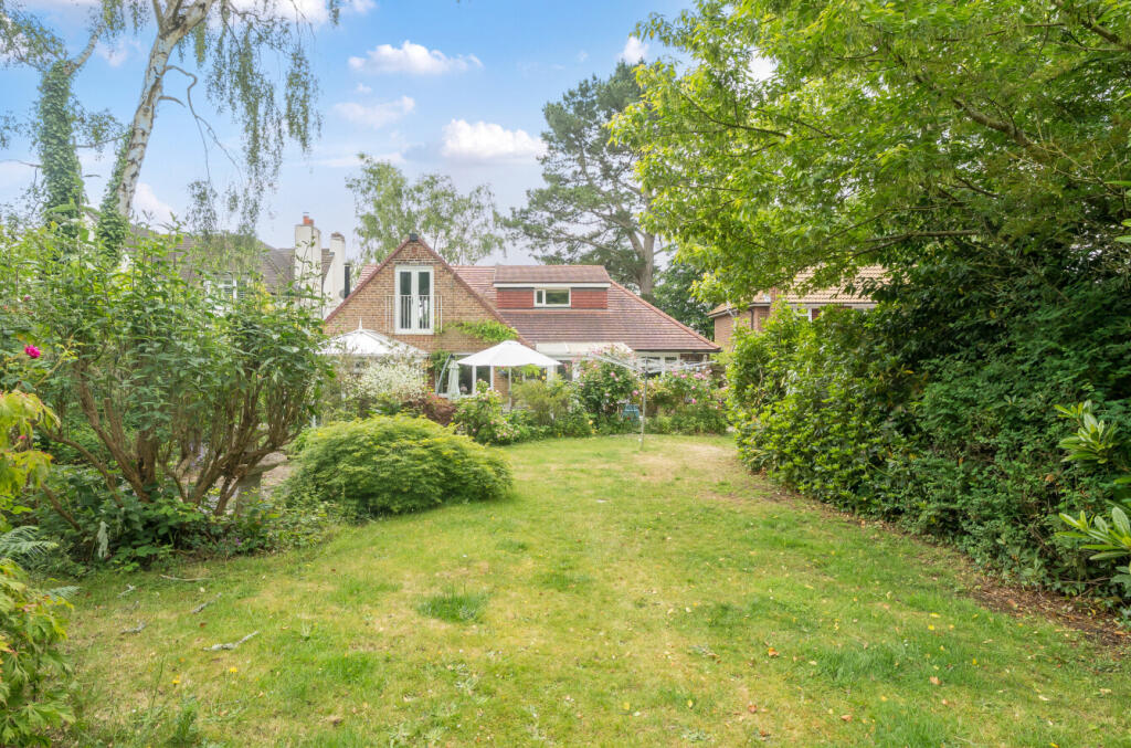 1305290-5-6846d44...