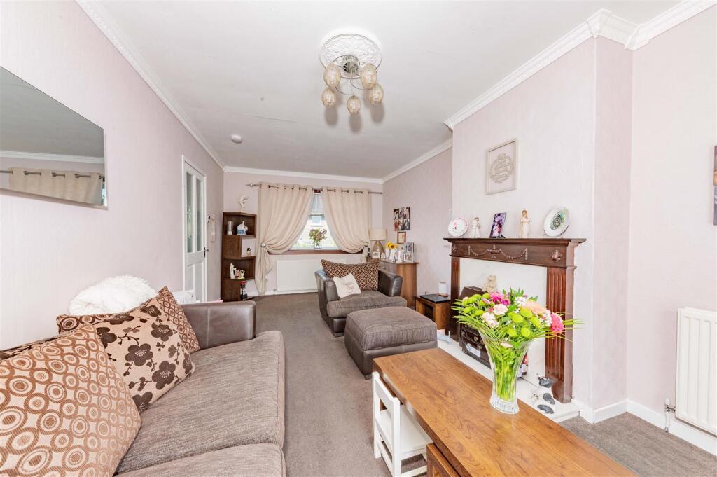 37 Gourdie Place Dundee-11.JPG