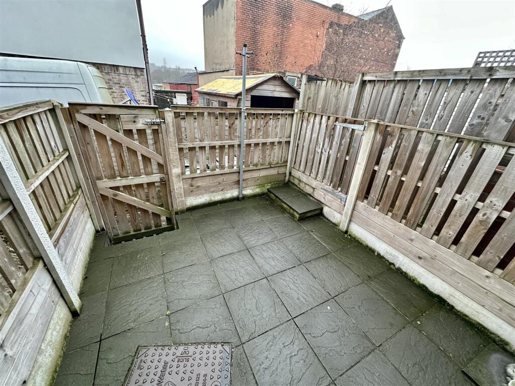 Bramleys Estate Agents - Wakefield Road - Liversed