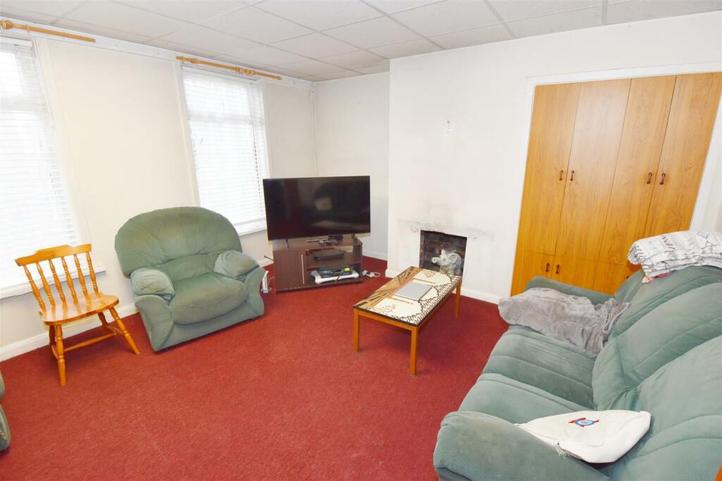 Lounge area.jpg