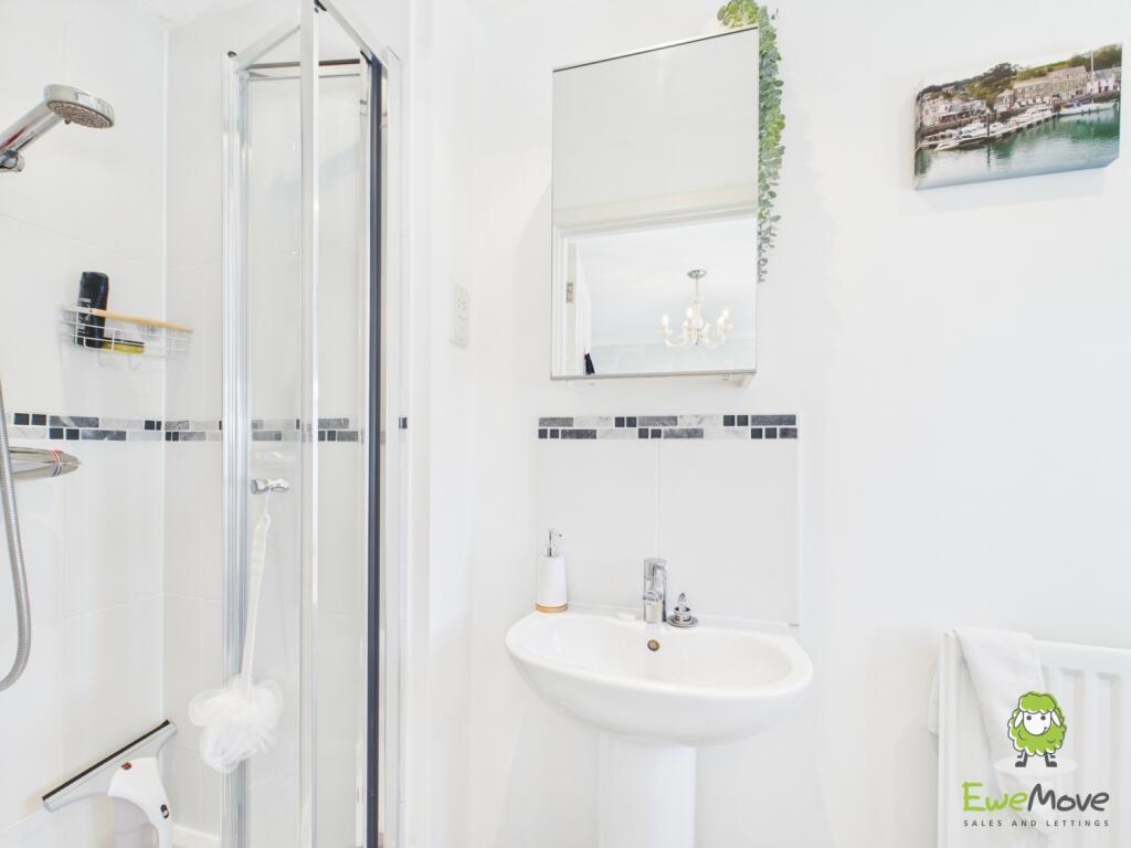 CAM03778G0-PR0174-STILL017