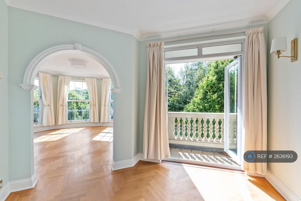 Dining Room And Balcony 