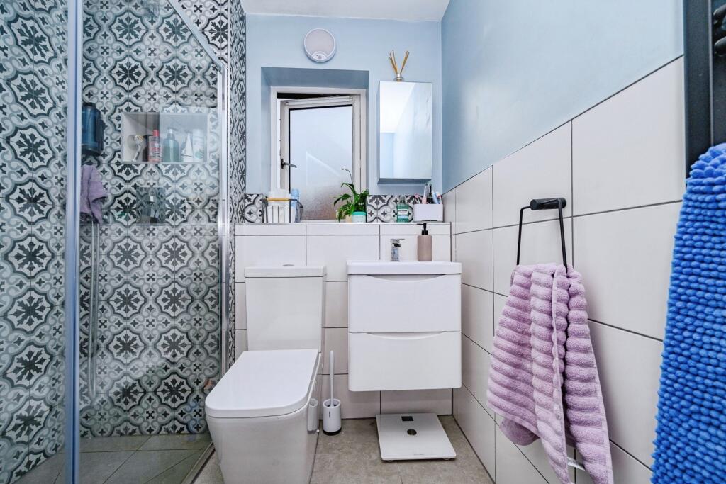 Family Shower-Room
