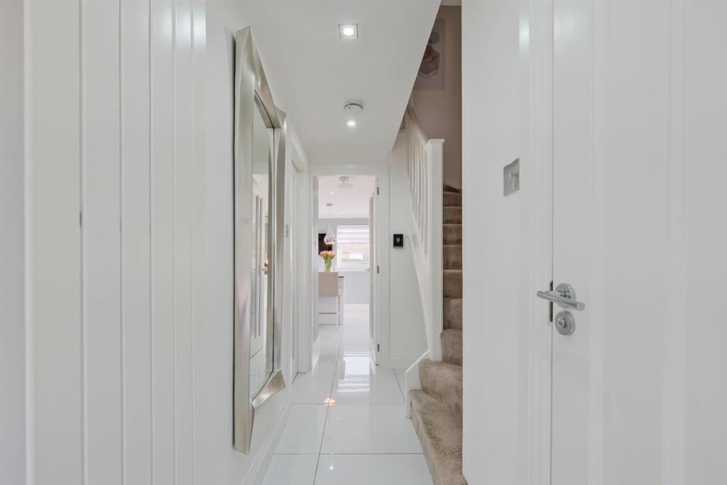001-25 Beauly Crescent, Wishaw ML2 8EG.jpg