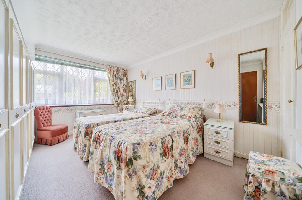 16-682225c488a50-...