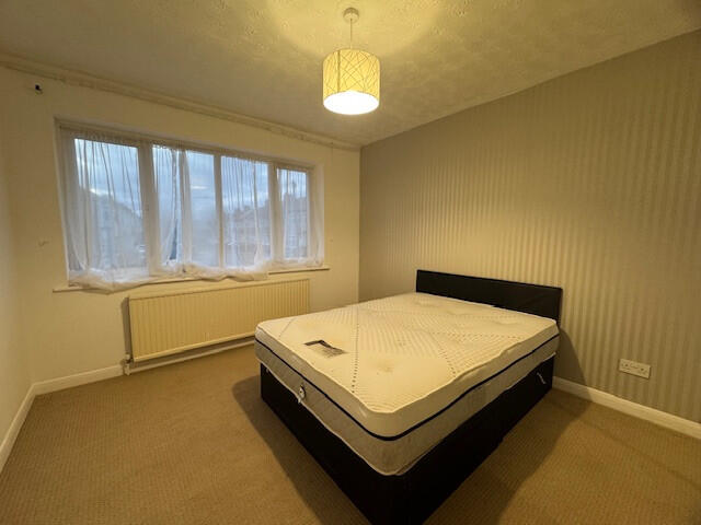 No Deposit Option, Acorn Court, Ilford, IG2