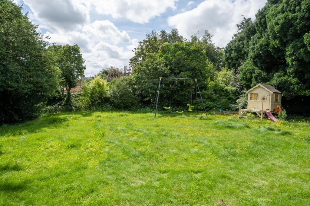 Latcham Dowling 33 Horslow Street Potton_MATTHEW P