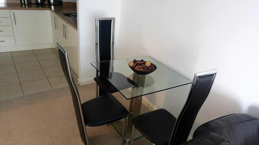 61 Dubrovnik House Dining.jpg