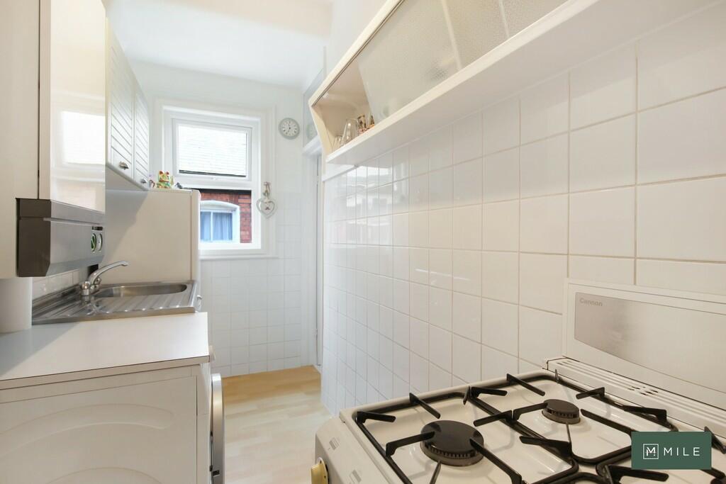 12A Odessa Road -...