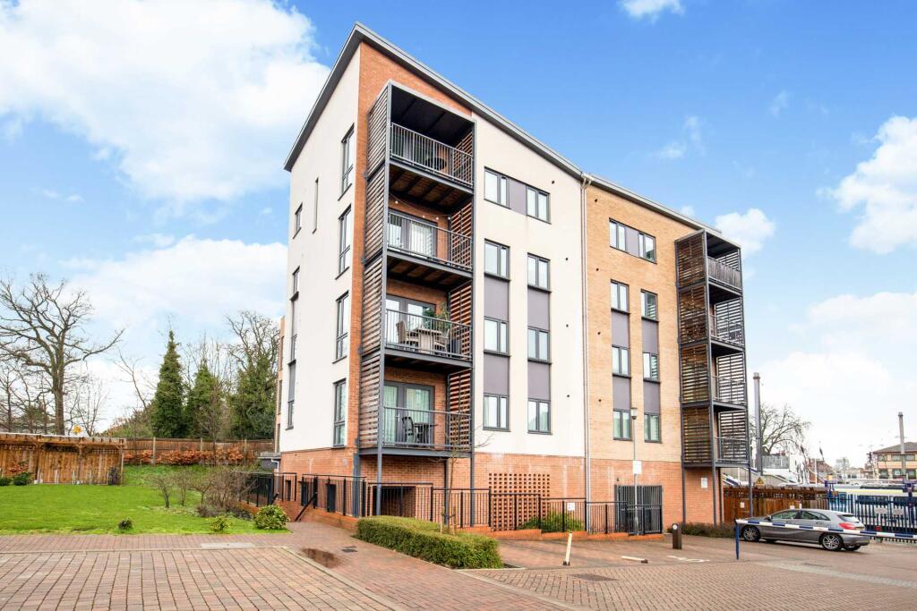 Owen Court, Grade Close, Elstree