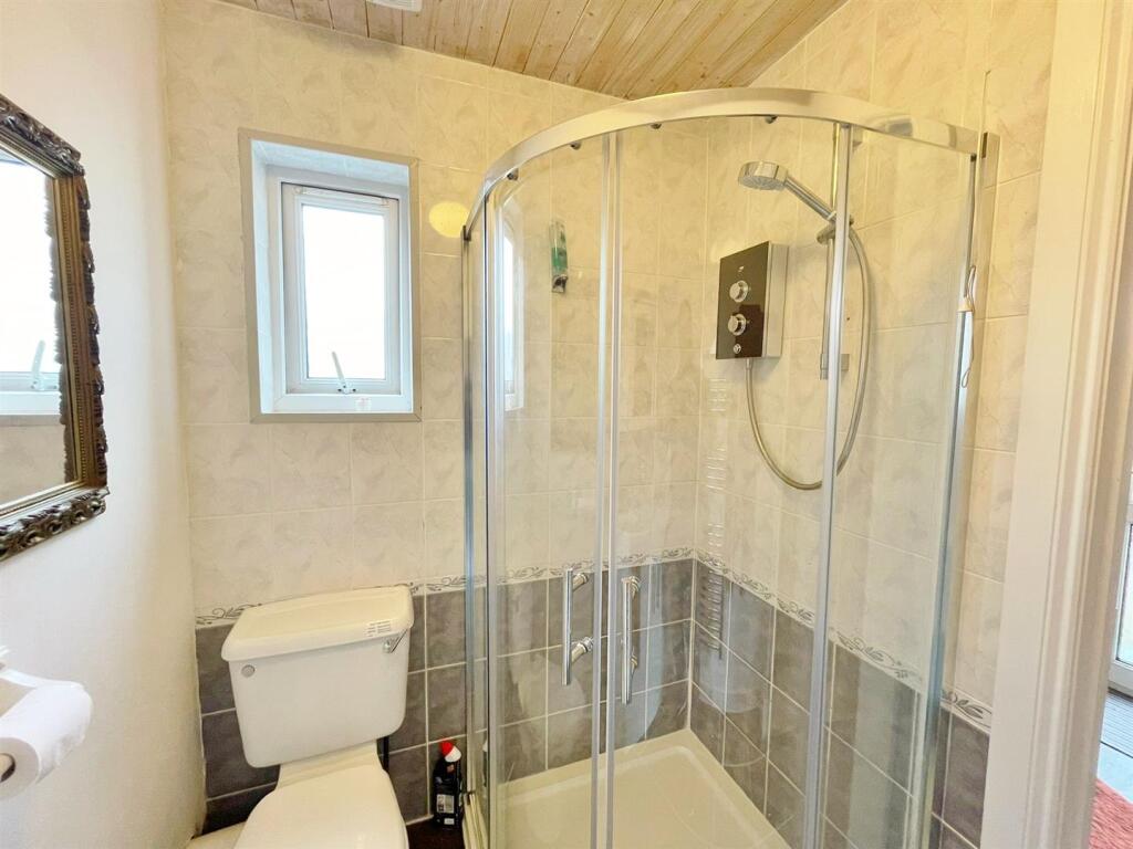 Shower Room 2
