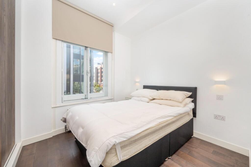 BEDROOM 1.jpg