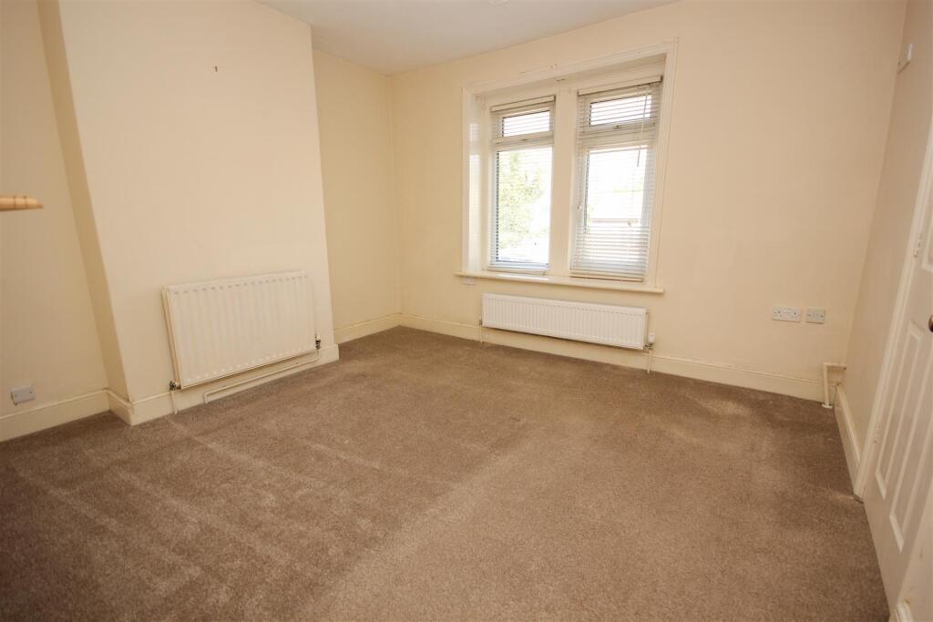 Master Bedroom.jpg
