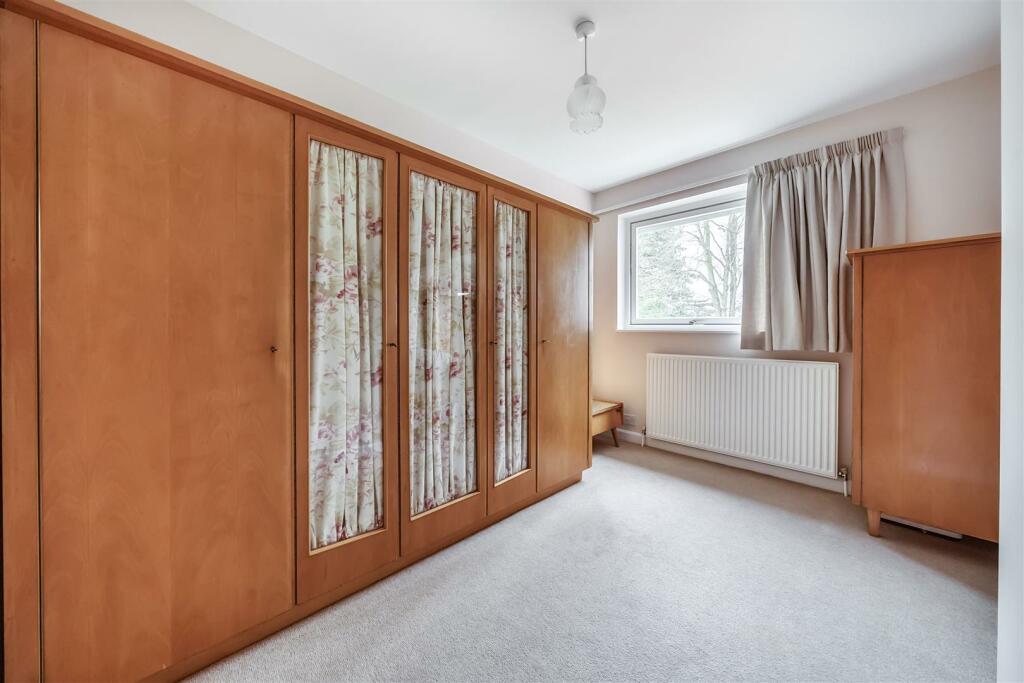 19 Manor Close, Roade