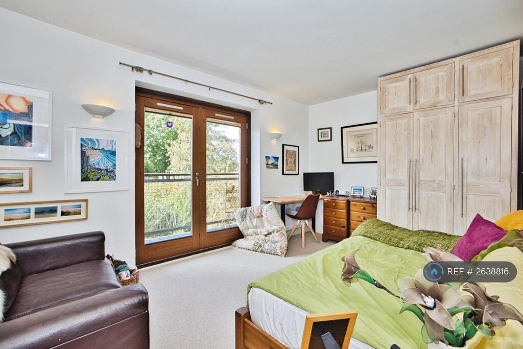 Bedroom 1 w/Balcony
