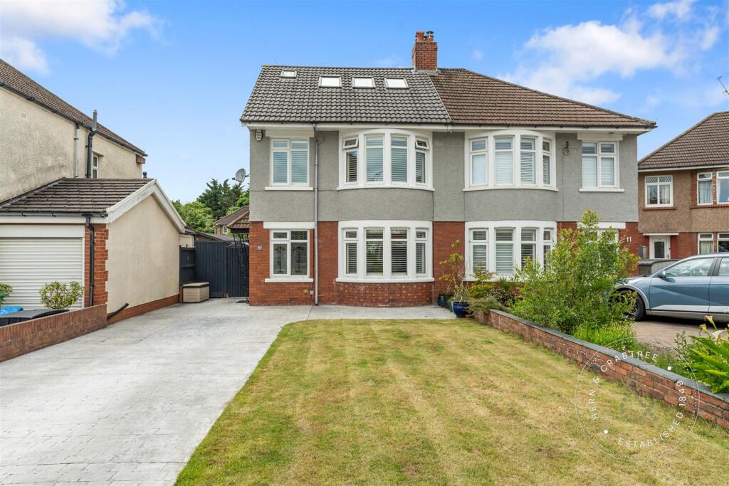 St Asaph Close, HernCrabtree (23).jpg